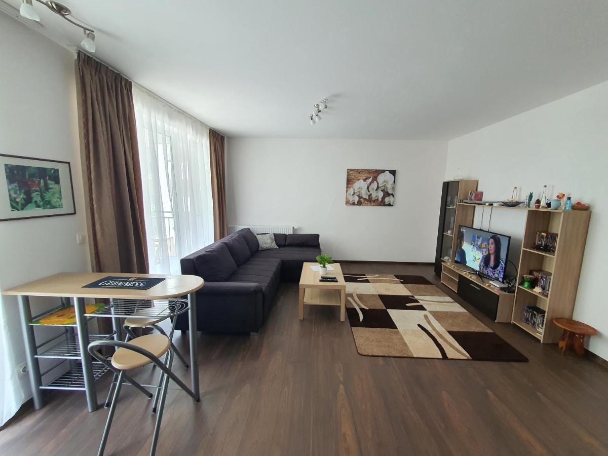 Park West Apartment - Free Parking Budapeszt Zewnętrze zdjęcie